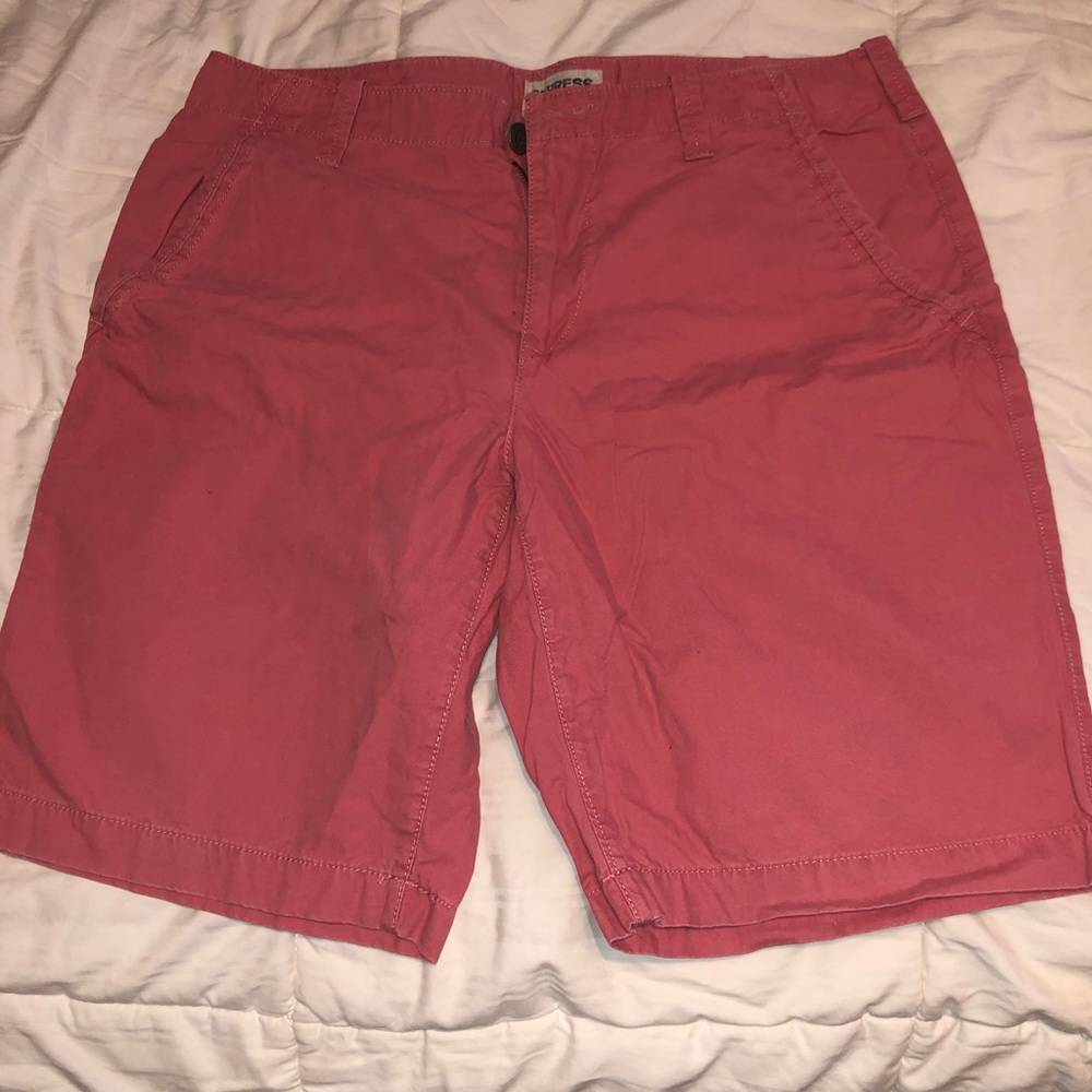 Men’s Express Khaki shorts